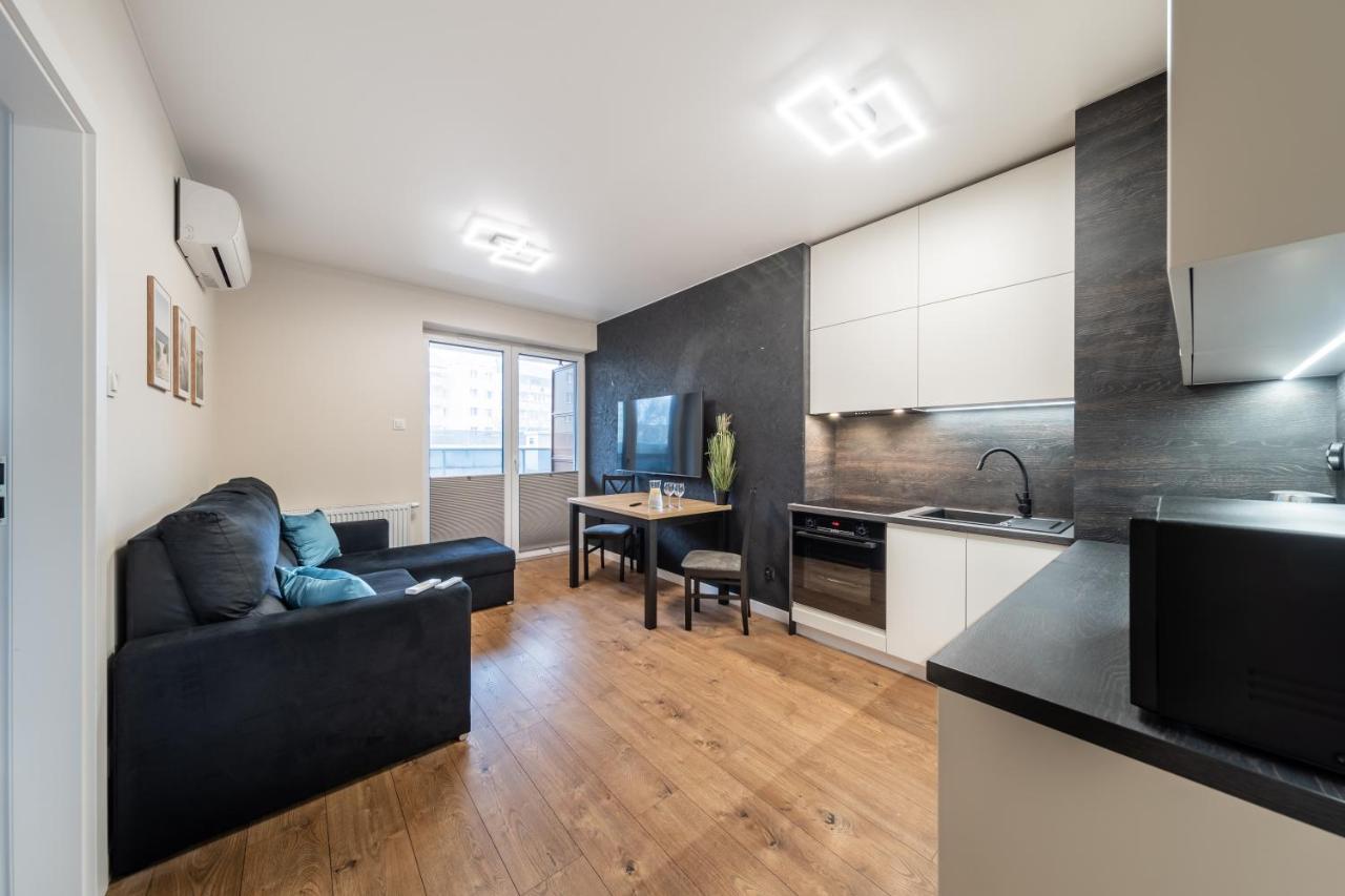 Resinest Apartamenty Jurowiecka J17 بياليستوك المظهر الخارجي الصورة